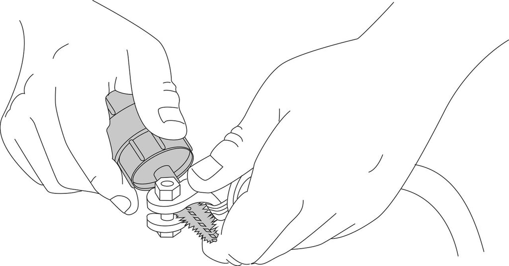 Lisle Battery Brush
