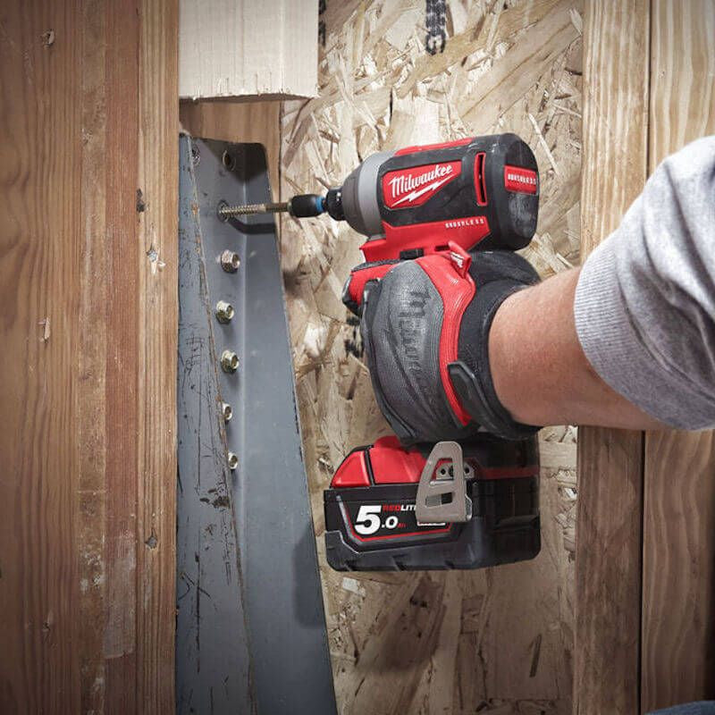 Milwaukee 10mm ShockWave Magnetic Nut Driver - 4932352543