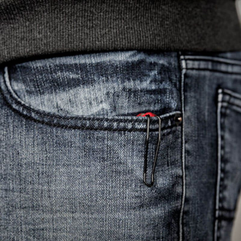 Fastback Flip Utility Knife with Blade Storage