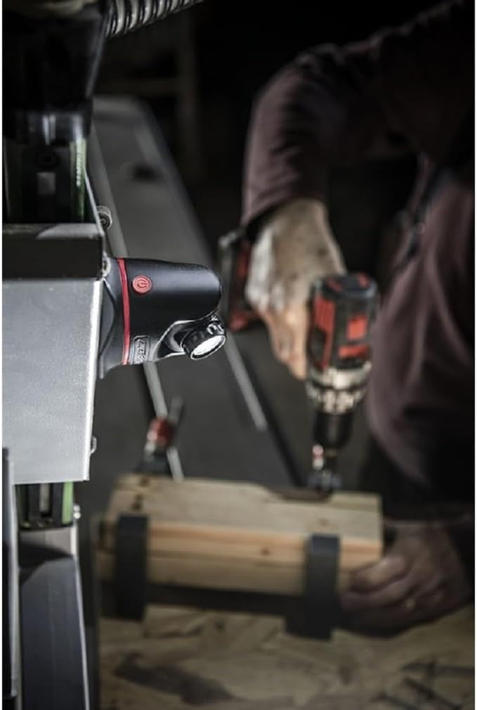 Coast PM450 Work Light with Alkaline and Rechargeable Battery