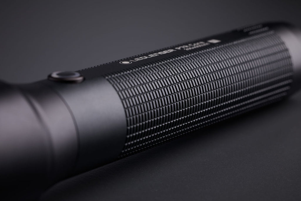Led Lenser P7R CORE RECHARGEABLE LED Torch (CS1400)
