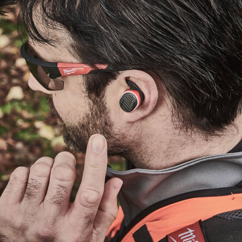 Milwaukee Redlithium USB Bluetooth Jobsite Ear Buds