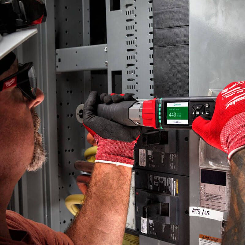 Milwaukee M12 Fuel One-Key 3/8 Impact Torque Ratchet - Kit