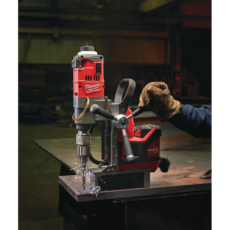 Milwaukee M18 Fuel Magnetic Drill Press - Kit
