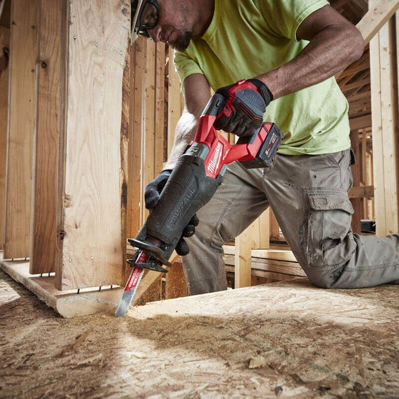 Milwaukee M18 Fuel Sawzall - Kit