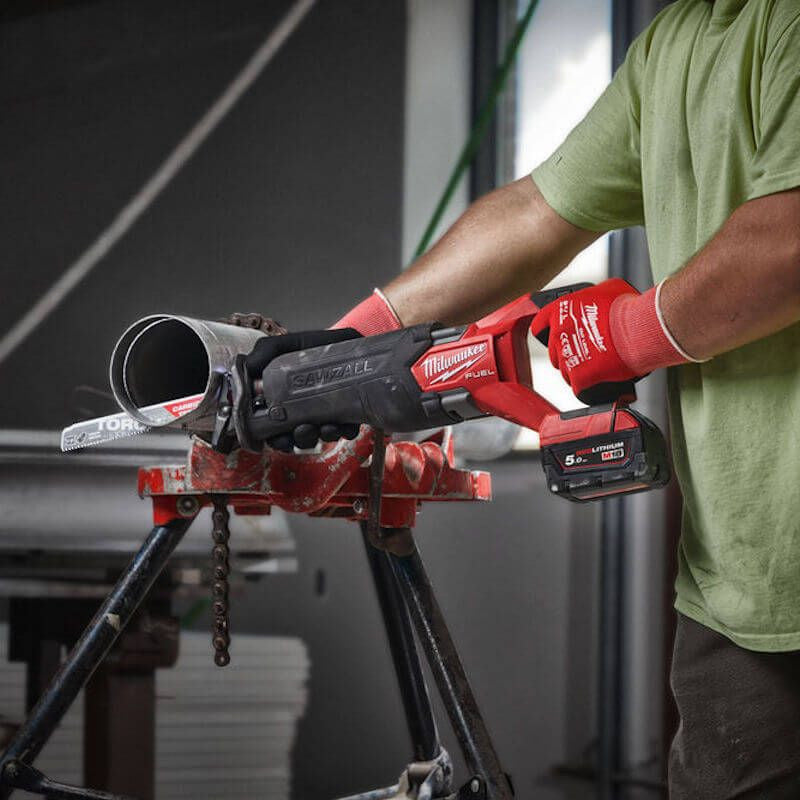 Milwaukee M18 Fuel Sawzall - Kit