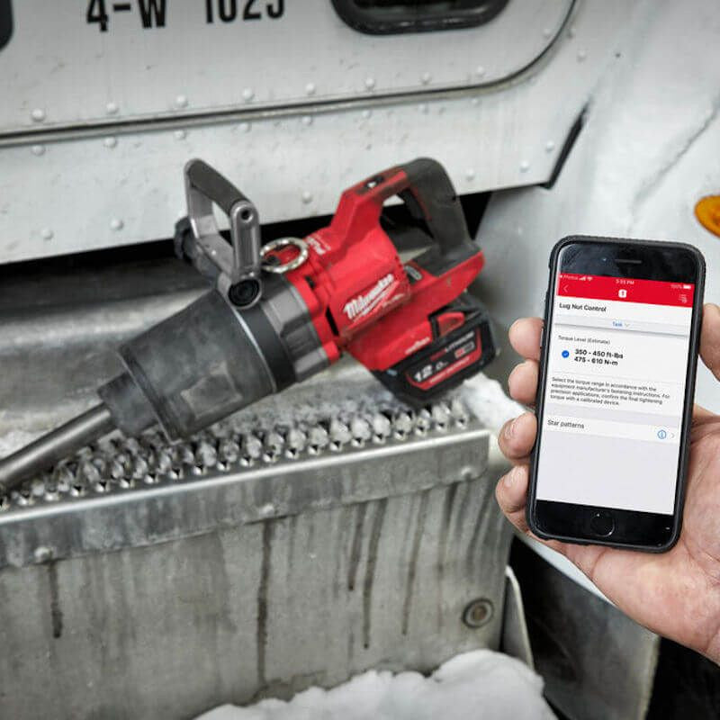 Milwaukee M18 One Key 1in D-Handle Impact Wrench - Kit